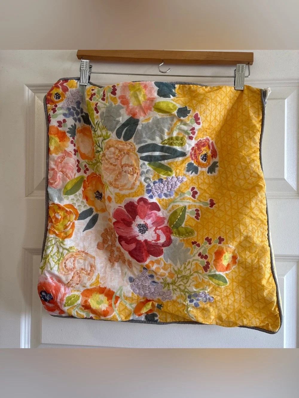 Anthropologie Watercolor  Floral Embroidered Throw Pillow Cover Case 20x20 (2)